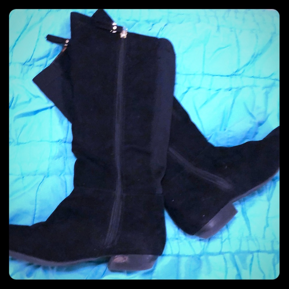 black boots